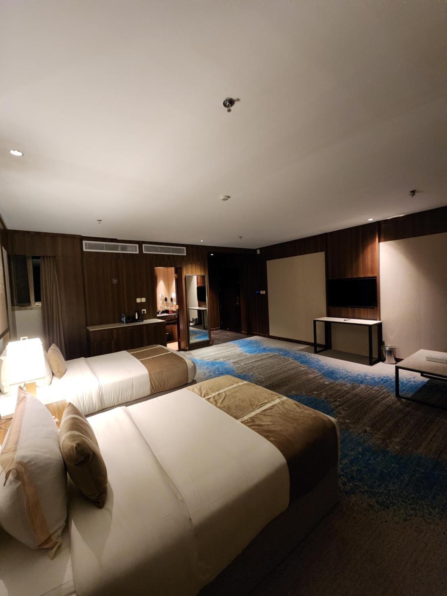 Azar Hotel Ahad Rafidah Bagian luar foto