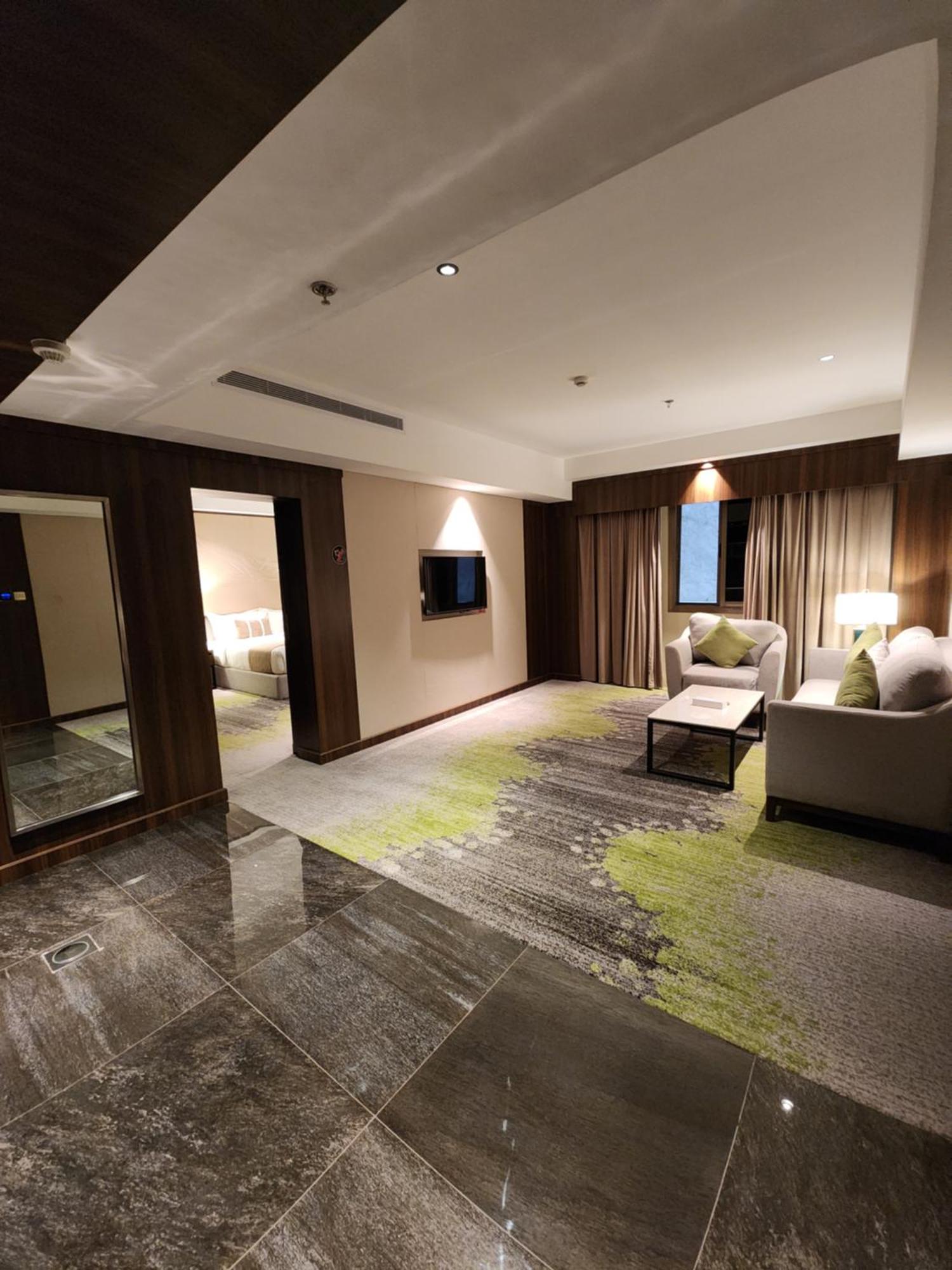 Azar Hotel Ahad Rafidah Bagian luar foto